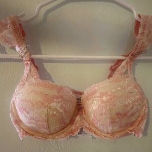 Victoria's Secret Lace Bra in Soft Pink and Cream